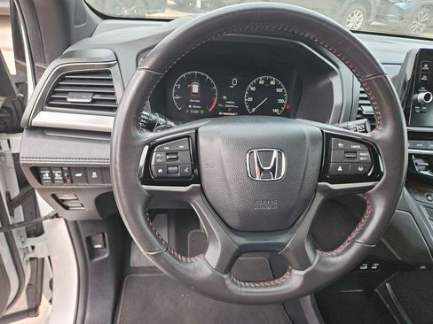 Used 2025 Honda Odyssey Sport-L image 18