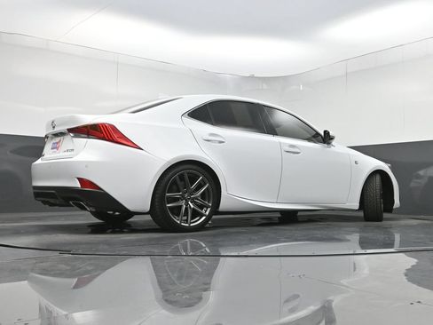 Used 2020 Lexus IS 300 F Sport w/ F Sport Package AWD/4WD image 31