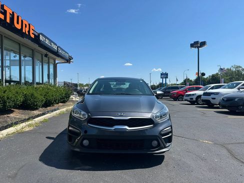 Used 2021 Kia Forte Sedan FWD image 2