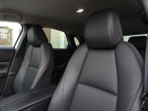 Used 2023 MAZDA CX-30 AWD 2.5 S w/ Select Package image 10