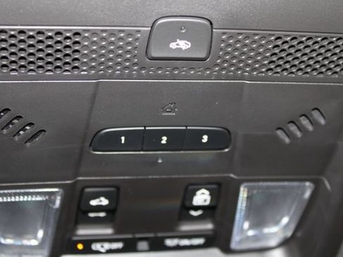 Certified 2023 Cadillac XT5 Premium Luxury w/ LPO, Floor Liner Package AWD/4WD image 33