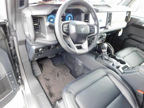 New 2025 Ford Bronco Badlands w/ Sasquatch Package AWD/4WD image 15