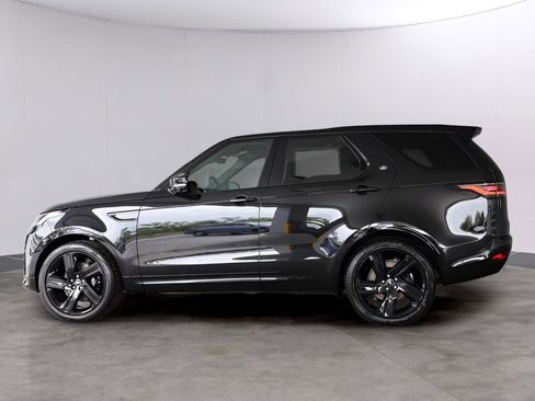 Used 2025 Land Rover Discovery Metropolitan Edition image 7