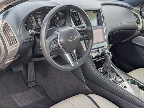 Used 2022 INFINITI Q60 3.0t Luxe w/ Essential Package RWD image 10