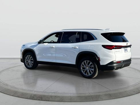 Used 2026 Buick Enclave Preferred w/ Power Package FWD image 6