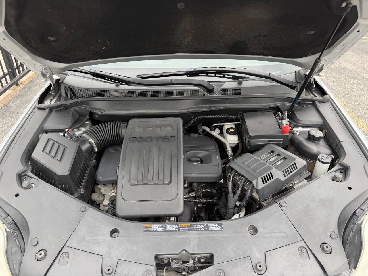 Used 2017 GMC Terrain SLE FWD image 24