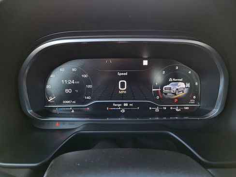 Used 2022 GMC Yukon SLT w/ SLT Luxury Package image 11