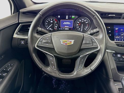 Used 2022 Cadillac XT5 Premium Luxury w/ Technology Package image 12