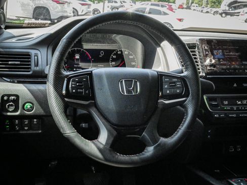 Used 2024 Honda Ridgeline Black Edition image 6