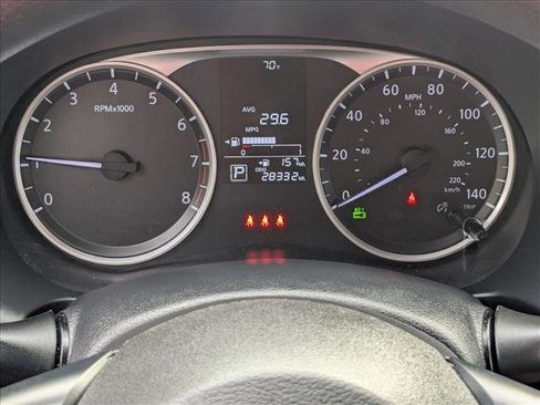 Used 2023 Nissan Kicks S image 11