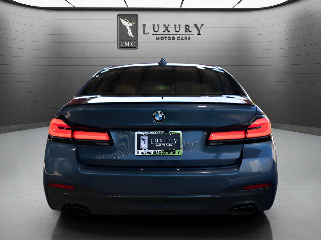 Used 2023 BMW 530i w/ M Sport Package RWD image 7