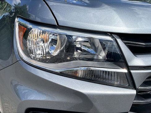 Used 2022 Chevrolet Colorado LT RWD image 31