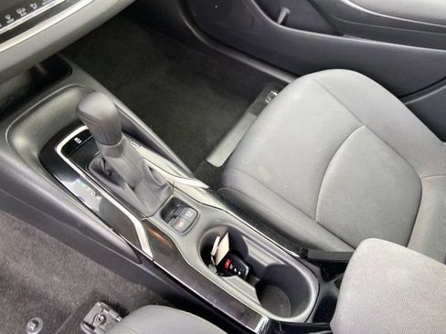 Used 2021 Toyota Corolla LE w/ LE Convenience Package image 24