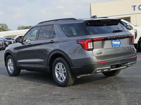 New 2026 Ford Explorer Active w/ Active Comfort Package image 7