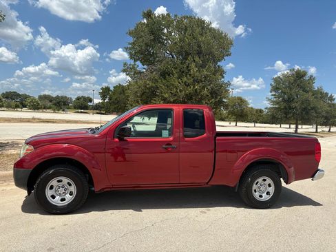 Used 2014 Nissan Frontier S RWD image 7