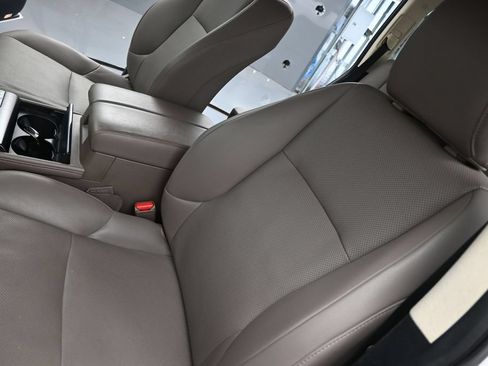 Used 2020 Lexus GX 460 Premium w/ Premium Package AWD/4WD image 9