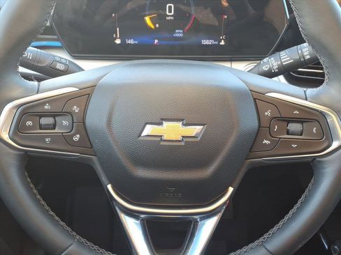 Used 2024 Chevrolet Trax LT w/ Driver Confidence Package image 10