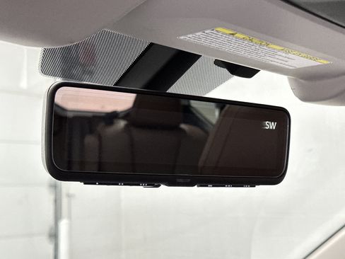 Used 2022 Subaru Ascent Touring AWD/4WD image 37