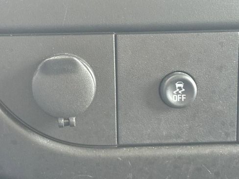 Used 2023 Chevrolet Express 2500 Extended w/ Driver Convenience Package image 32