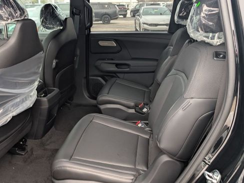 New 2027 Kia Telluride S image 9