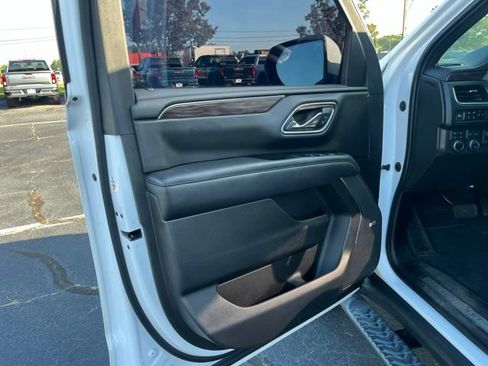 Used 2021 Chevrolet Tahoe Z71 w/ Z71 Signature Package AWD/4WD image 5