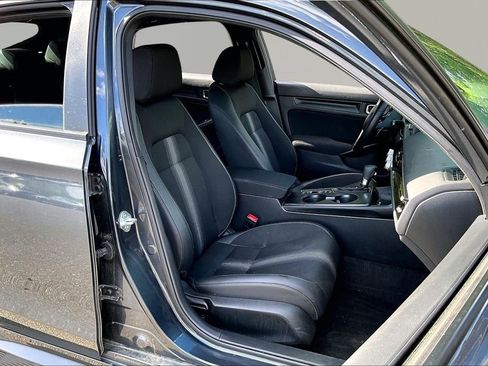 Certified 2025 Honda Civic Sport image 19
