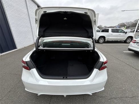 Used 2023 Toyota Camry XSE image 21