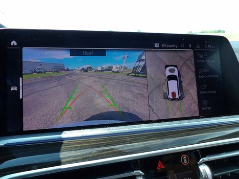 Used 2019 BMW X5 xDrive40i w/ M Sport Package image 21