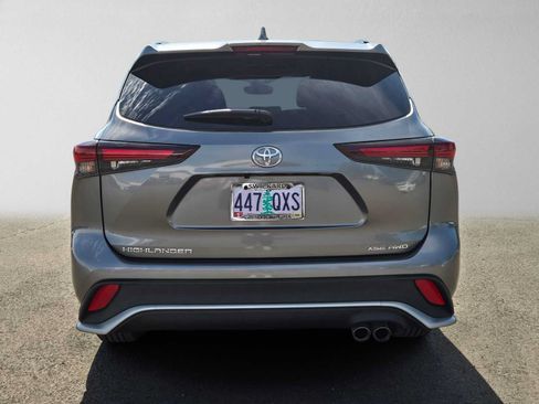 Certified 2026 Toyota Highlander XSE AWD/4WD image 5