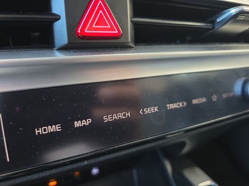 Certified 2024 Kia Sorento S FWD image 15