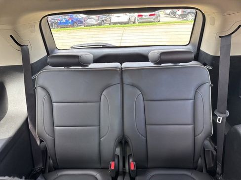 Used 2018 GMC Acadia Denali w/ Technology Package image 12