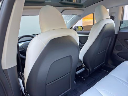 Used 2023 Tesla Model 3 Standard Range RWD image 36