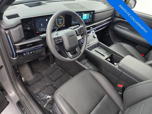 Used 2025 Hyundai Santa Fe Calligraphy FWD image 10