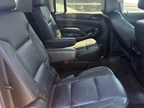 Used 2019 GMC Yukon XL SLT AWD/4WD image 9