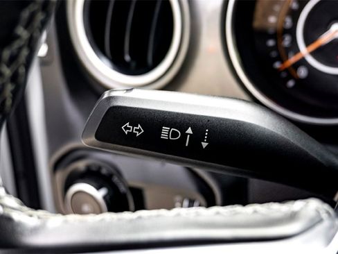 Used 2023 Jeep Wrangler Sahara w/ Cold Weather Group image 18