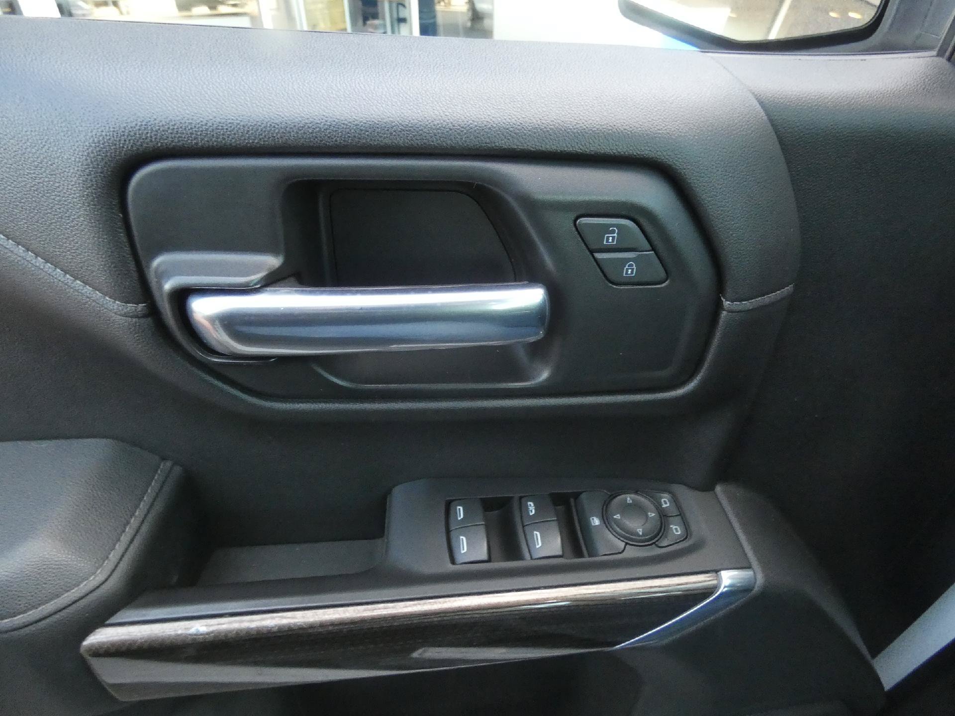 Used 2020 Chevrolet Silverado 1500 RST w/ All-Star Edition AWD/4WD image 19