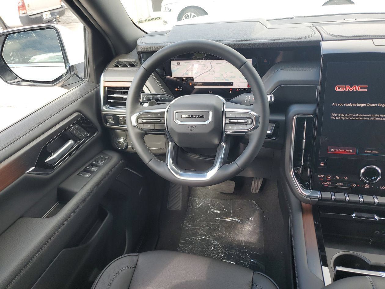 New 2026 GMC Yukon Denali RWD image 13