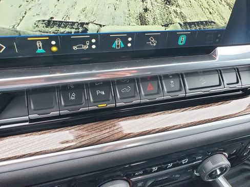 New 2026 Chevrolet Silverado 2500 LT w/ Z71 Chrome Sport Edition image 22