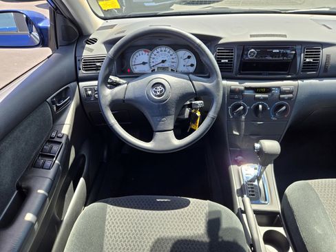 Used 2006 Toyota Corolla S FWD image 12