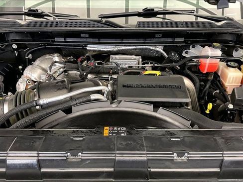 Used 2023 GMC Sierra 2500 Pro w/ Convenience Package image 9