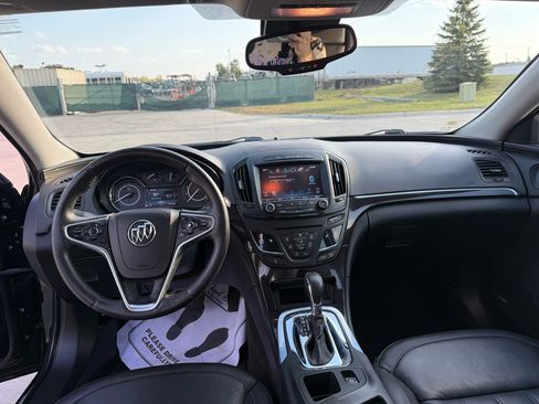 Used 2016 Buick Regal Premium image 17