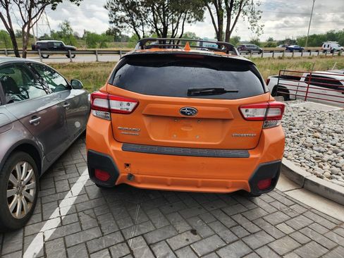 Used 2018 Subaru Crosstrek 2.0i Premium AWD/4WD image 9