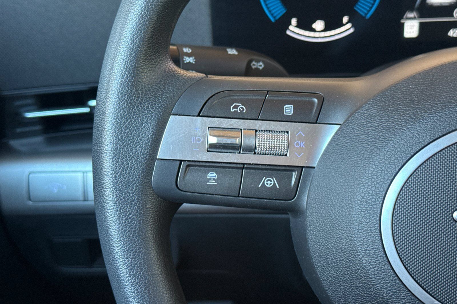 Used 2026 Hyundai Kona SE AWD/4WD image 30