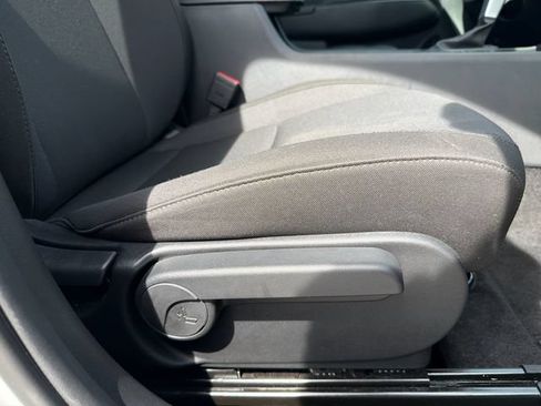 Used 2025 Hyundai Kona SEL AWD/4WD image 28