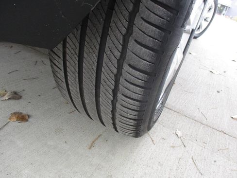 Used 2022 Volvo XC40 T5 Momentum image 77