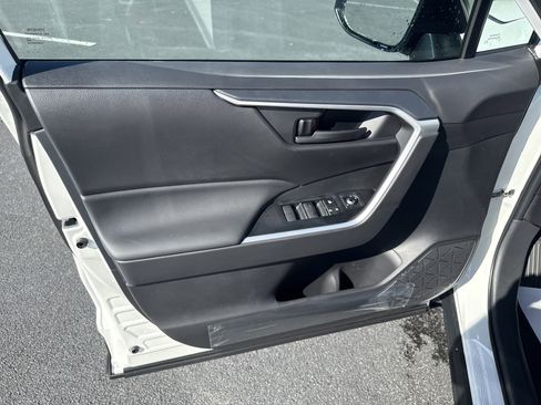 New 2025 Toyota RAV4 LE FWD image 22