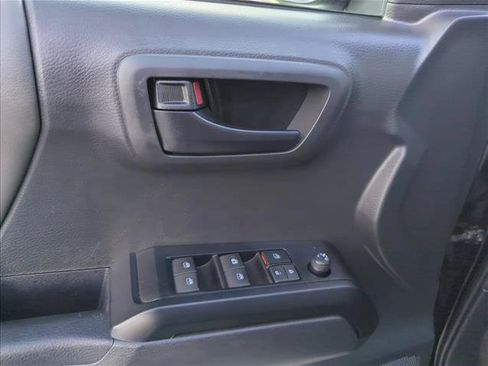 Used 2023 Toyota Tacoma SR AWD/4WD image 11