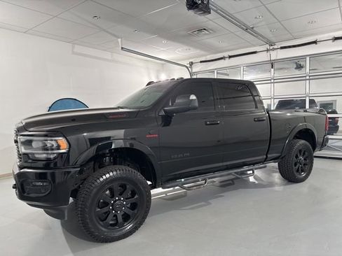 Used 2020 RAM 3500 Laramie w/ Night Edition AWD/4WD image 3