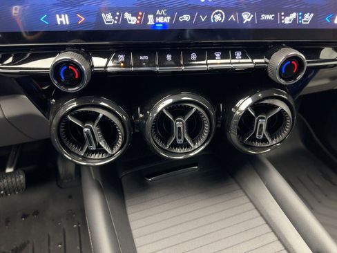 New 2026 Chevrolet Blazer EV SS image 25