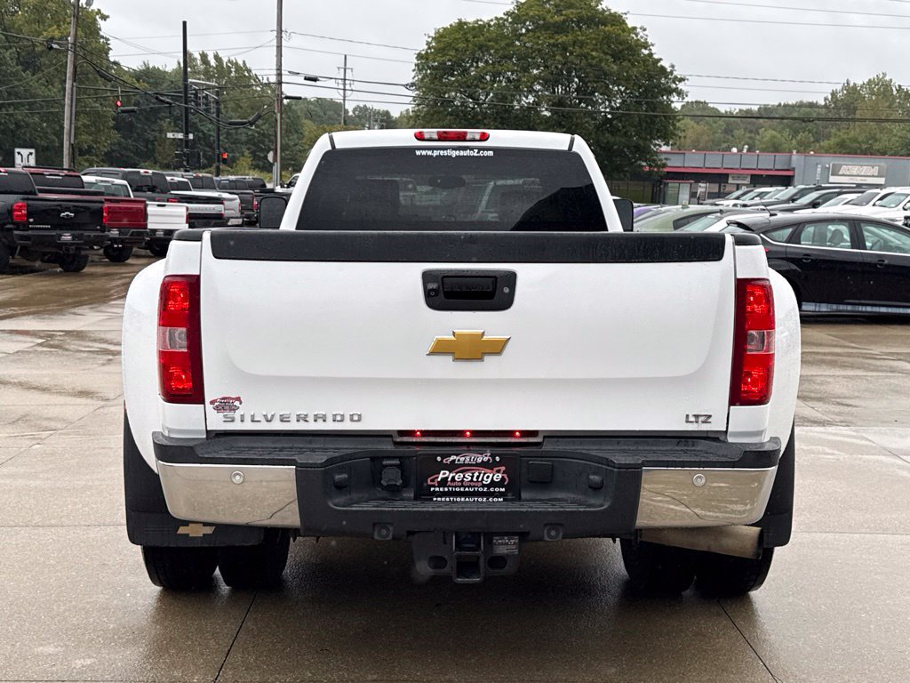 Used 2012 Chevrolet Silverado 3500 LTZ w/ LTZ Plus Package RWD image 14
